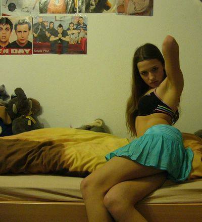 Connect with Britney (28) in Minnesota | Adult Dating