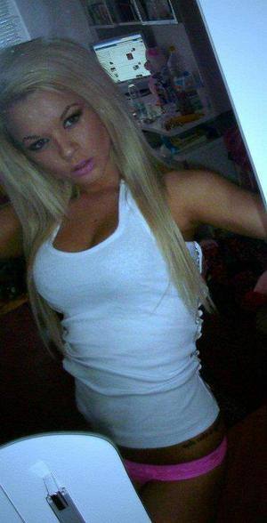 Meet Cameron from Florida (25) | Discreet Adult Dating