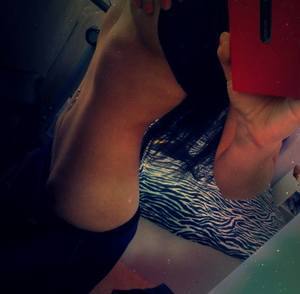 Samantha (20) | Connecticut No-Strings Dating and Messaging