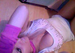 Arielle (22) in California, adult profile photo