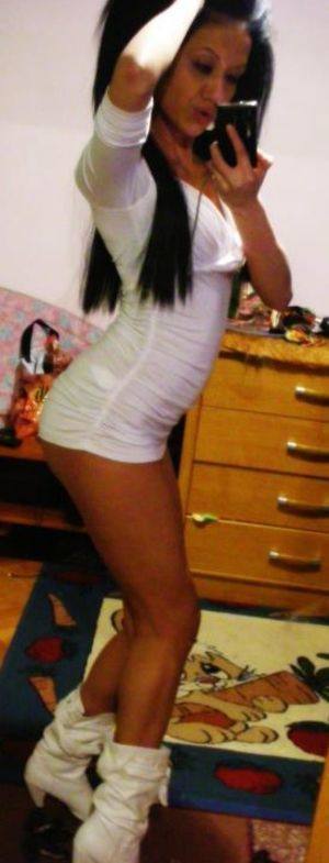 Chat with Lily (22) in North Carolina | Casual Dating Profile