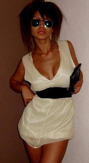 Chat with River (21) | Alabama Hookups Available Now