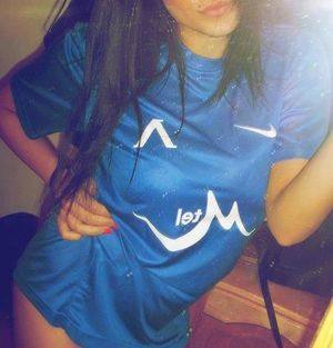 Chat with Meredith (26) | Quebec Hookups Available Now