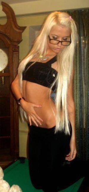 Carla (29) in California | Hookup Tonight