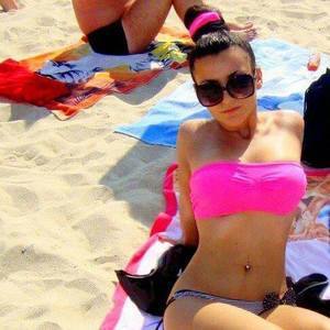 Chat with Leah (20) | Arizona Hookups Available Now