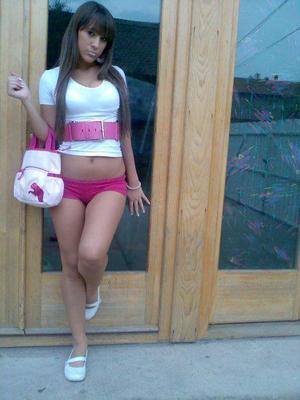 Chat with Kristi (18) | Colorado Hookups Available Now