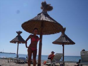 Chat with Ivana (27) | Pennsylvania Hookups Available Now