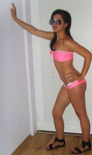 Chat with Mariam (27) | Michigan Hookups Available Now