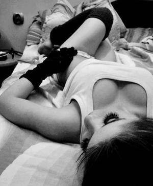 Chat with Julia (18) | Florida Hookups Available Now