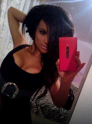 Meet Katherine (20) from Wisconsin | Same-Night Dating