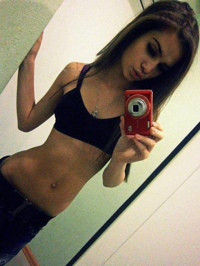 Meet Shania (22) from Pennsylvania | Same-Night Dating