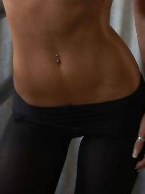 Meet Gina (18) from Ontario | Same-Night Dating