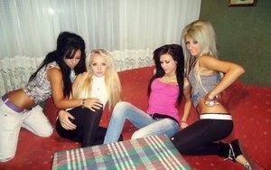 Chat with Marlene (19) | California Hookups Available Now