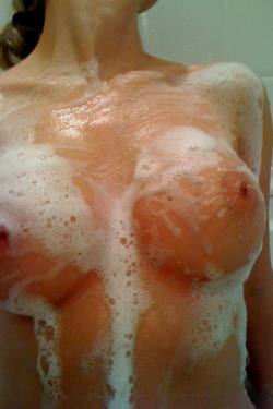 Meet Dejah (24) from Ohio | Same-Night Dating