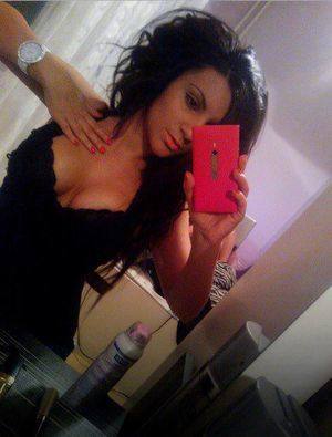 Chat with Marie (26) | Colorado Hookups Available Now