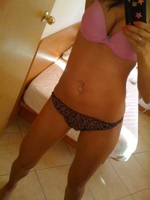 Chat with Anne (18) | Ohio Hookups Available Now