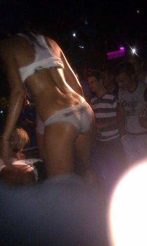 Chat with Shaniya (28) | New York Hookups Available Now