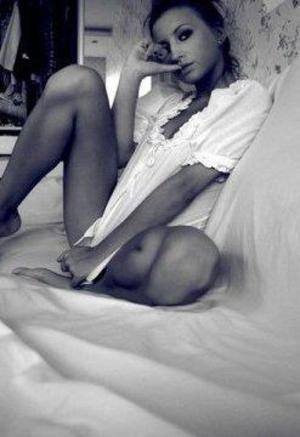 Chat with Keira (24) | Michigan Hookups Available Now