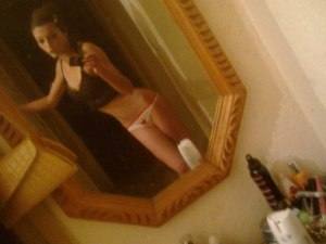 Chat with Cayla (24) | Alabama Hookups Available Now