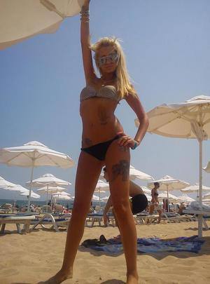 Julianna (27) in Tennessee | Hookup Tonight