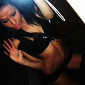 Meet Yolanda (25) from Ontario | Same-Night Dating