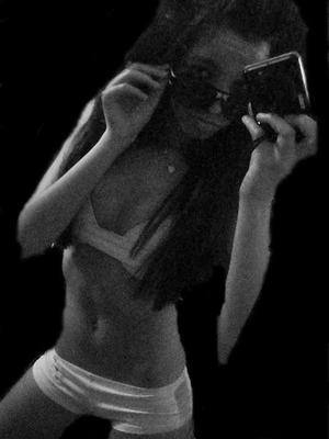 Leslie, 28, Washington | Tonight Casual Encounters