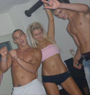 Toni (24) in Kansas | Hookup Tonight