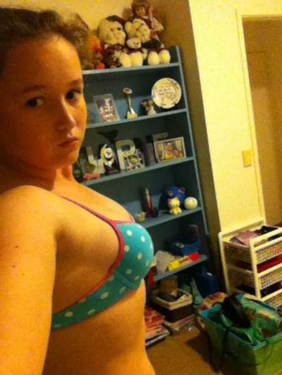 Meet local singles like Tawnya from West Kittanning, Pennsylvania who want to fuck tonight