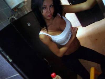 Looking for girls down to fuck? Oleta from Farmington, Washington is your girl