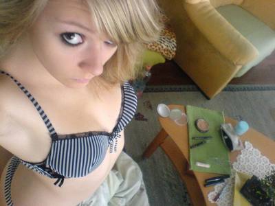 Nobuko from Terrebonne, Oregon is looking for adult webcam chat