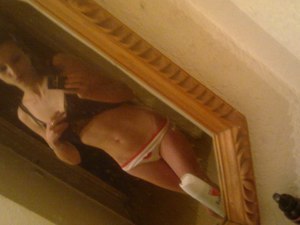 Dyan from Saco, Maine is looking for adult webcam chat