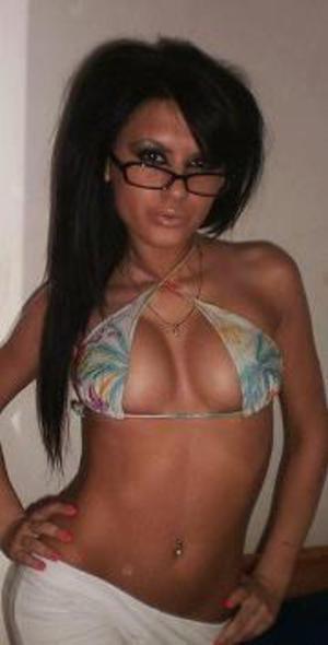 Meet local singles like Sunni from Lucile, Idaho who want to fuck tonight