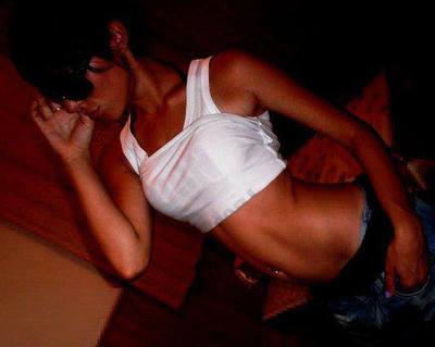 Lolita from Calverton, New York is looking for adult webcam chat