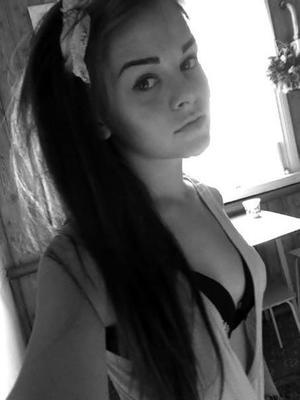 Julienne from Duncan, Nebraska is looking for adult webcam chat