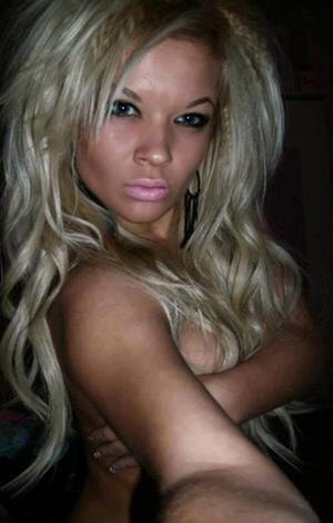Lilliana from Mission Hills, Kansas is looking for adult webcam chat