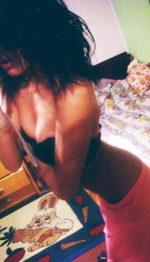 Bernarda from  is looking for adult webcam chat